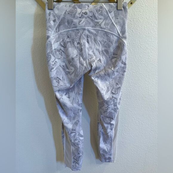 Lululemon Train Times 7/8 Pant *25" Jasmine White Multi / White 8 Leggings - Picture 6 of 10